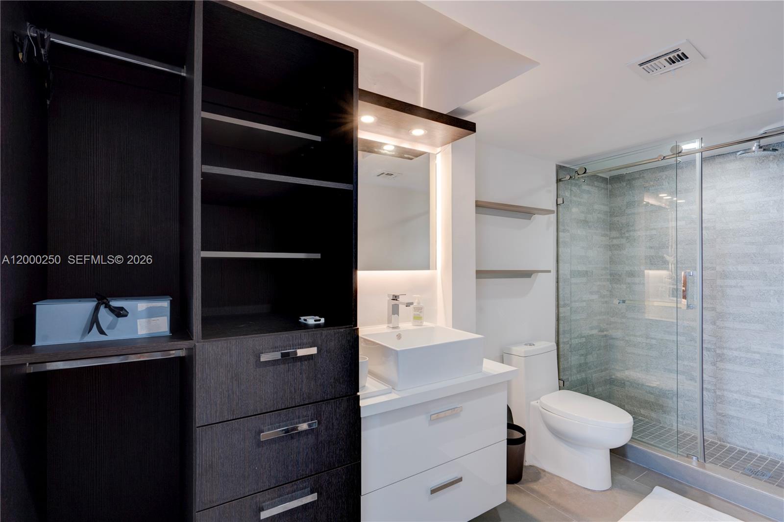 YACHT CLUB AT PORTOFINO C - Residential Lease