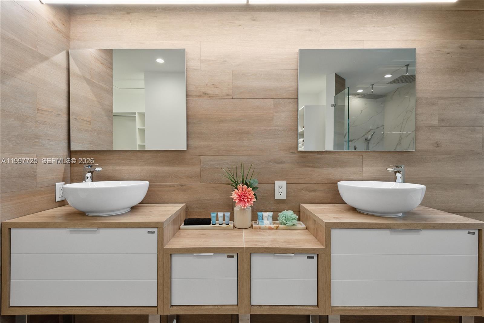 WATERWAY MANOR - Residential Lease