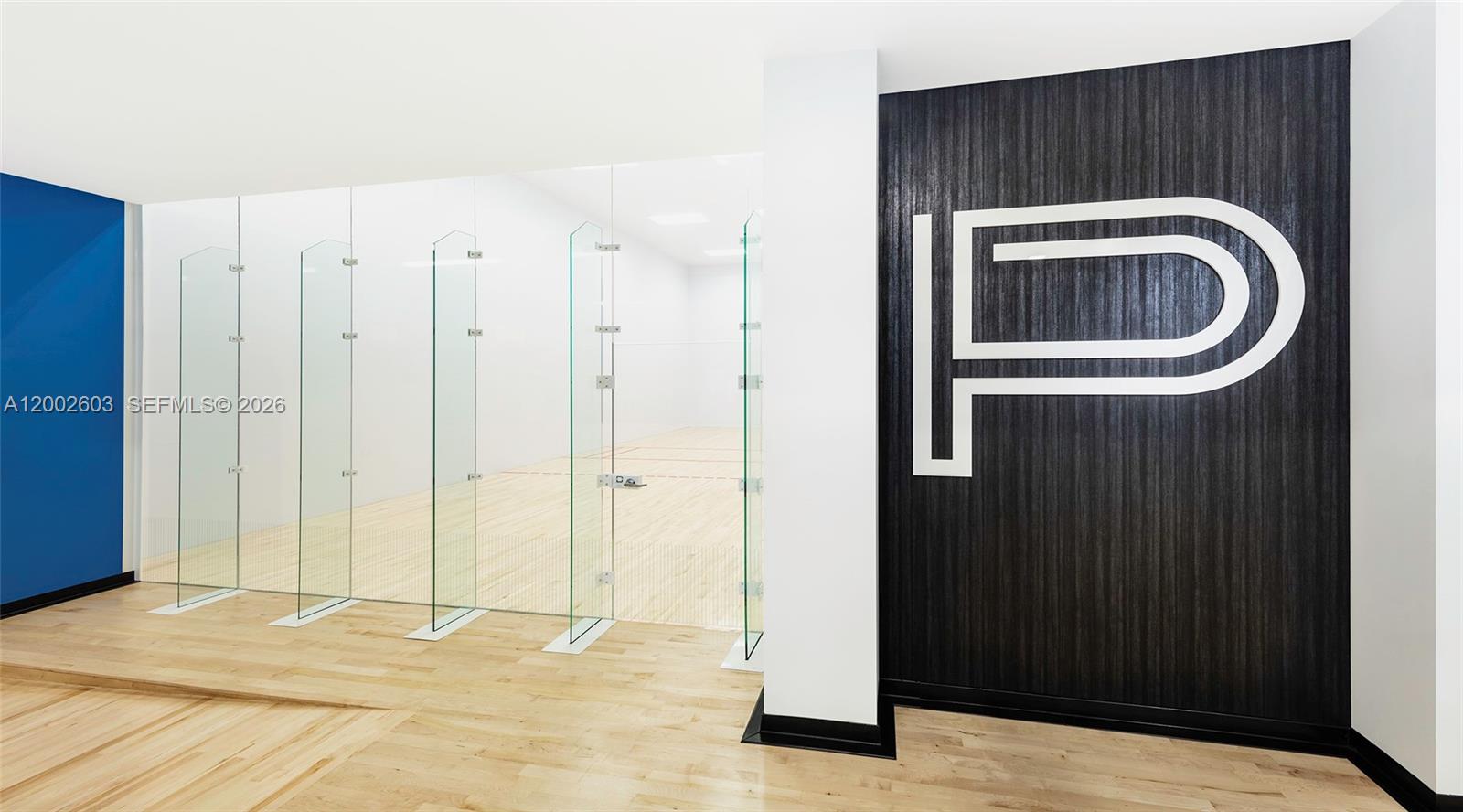 PARAMOUNT MIAMI - Residential