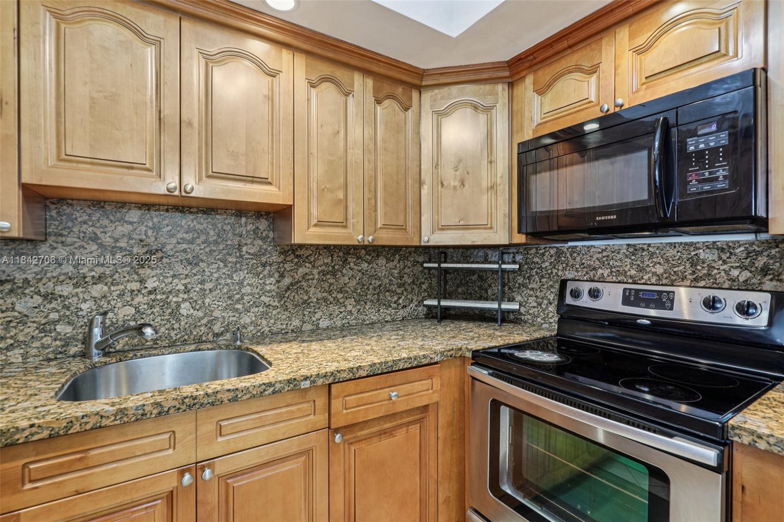 PARKVIEW POINT CONDO - Residential