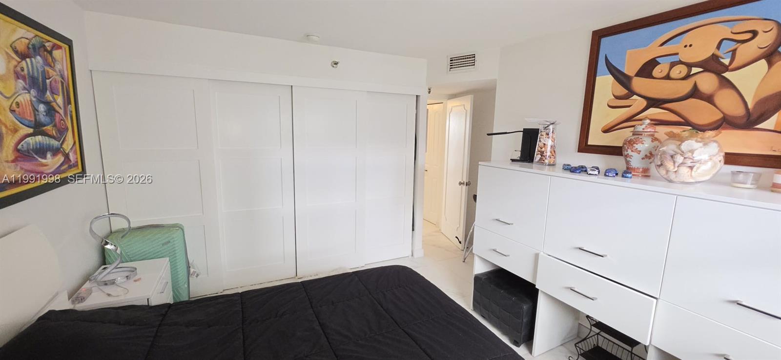 EDEN ROC CONDO - Residential