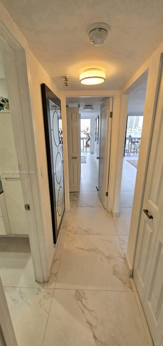 EDEN ROC CONDO - Residential