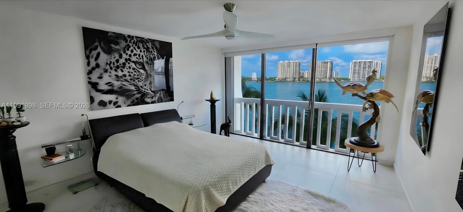 EDEN ROC CONDO - Residential
