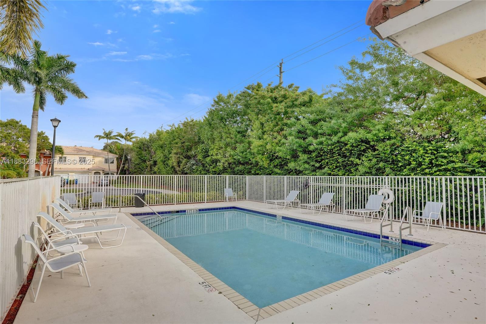 SUNRISE GOLF VILLAGE SECT - Residential