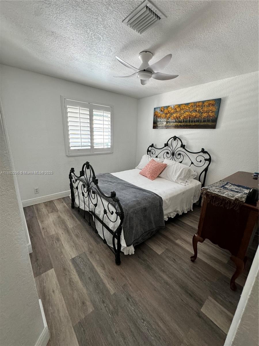 SUNRISE GOLF VILLAGE SECT - Residential