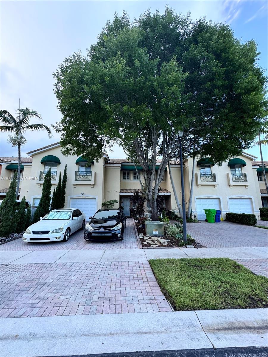 SUNRISE GOLF VILLAGE SECT - Residential