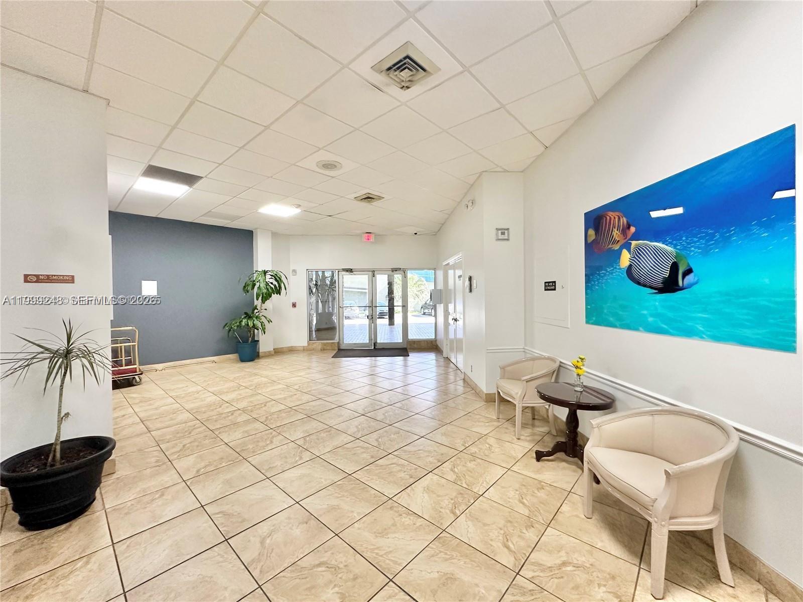 IMPERIAL TOWERS NORTH CON - Residential