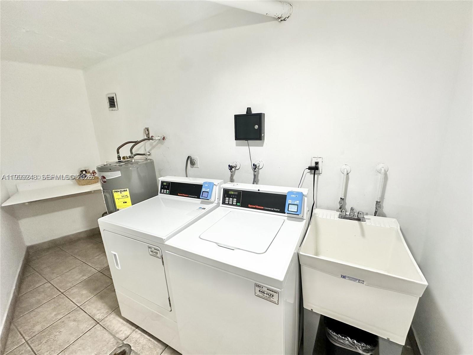 IMPERIAL TOWERS NORTH CON - Residential