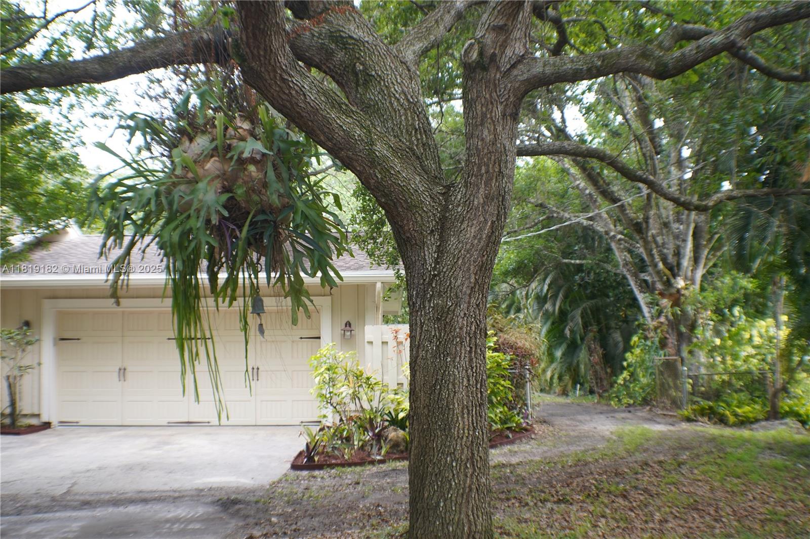 FLA FRUIT LANDS CO - Residential
