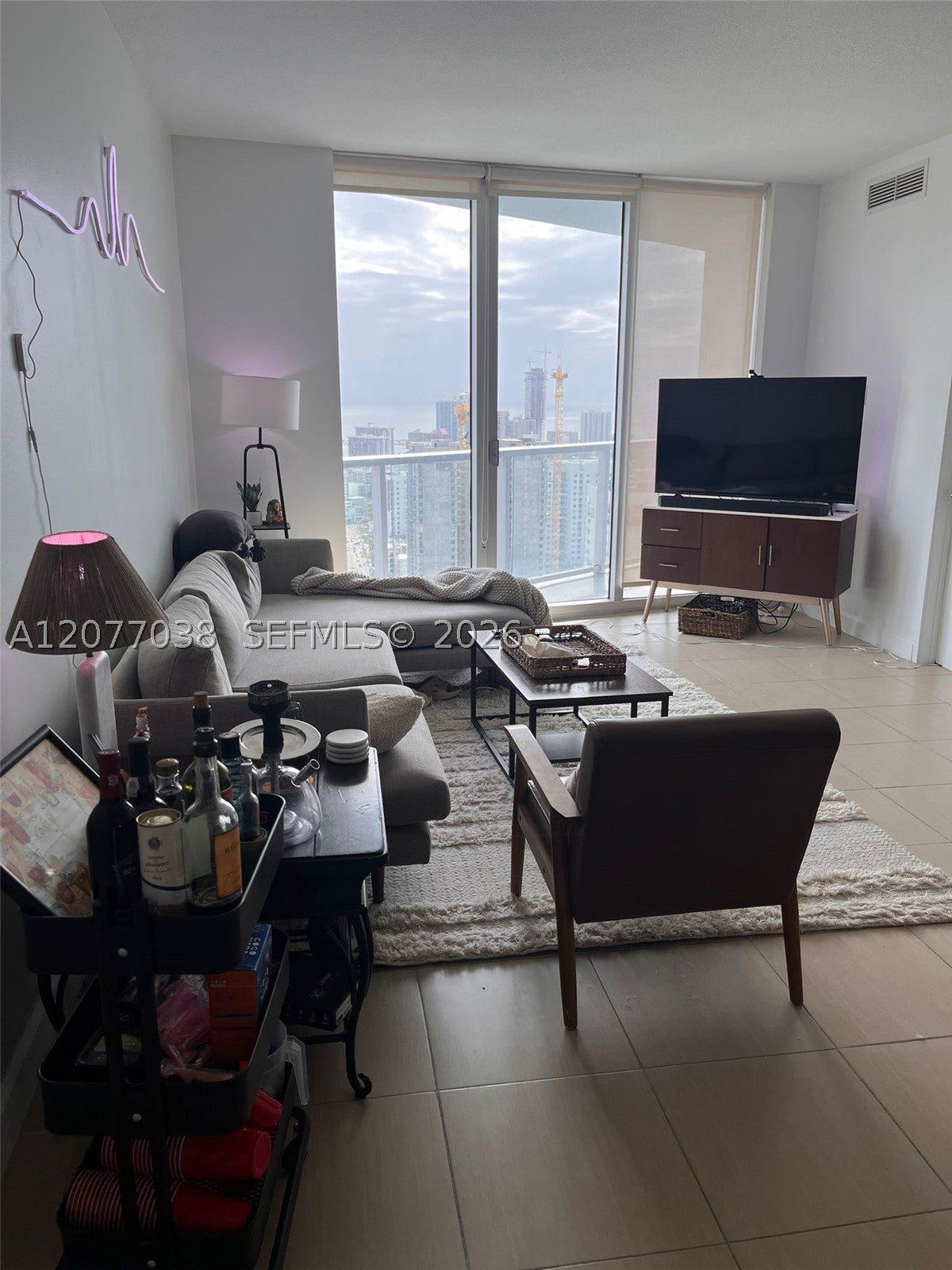 185 SW 7th St 3702