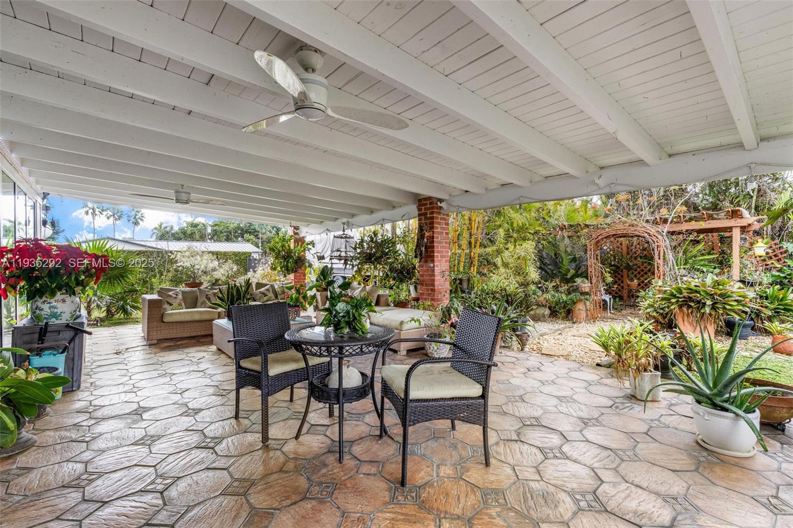 CORAL PARK ESTS SEC 8 1ST - Residential