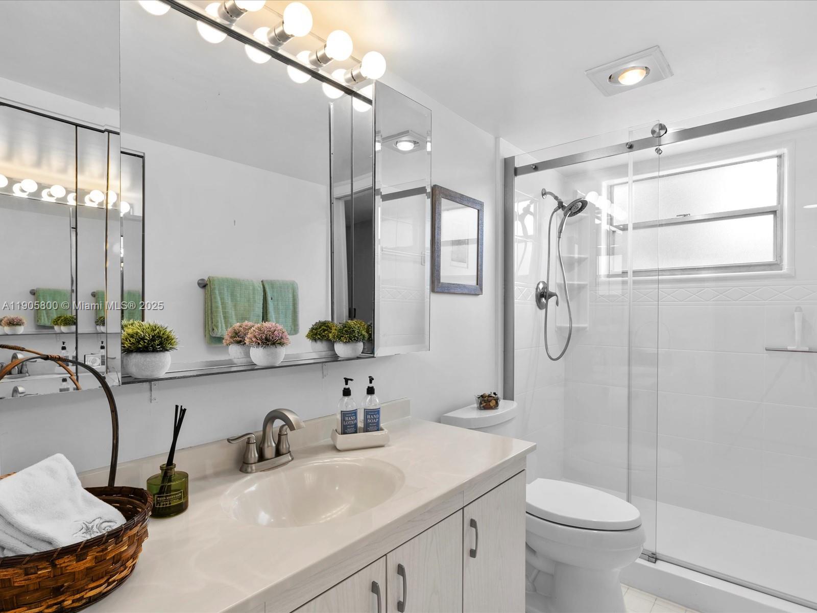 GRANADA VILLAGE C CONDO - Residential