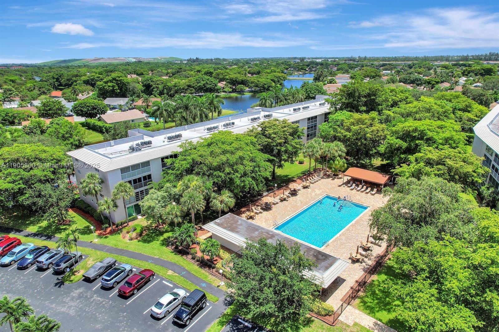 GRANADA VILLAGE C CONDO - Residential