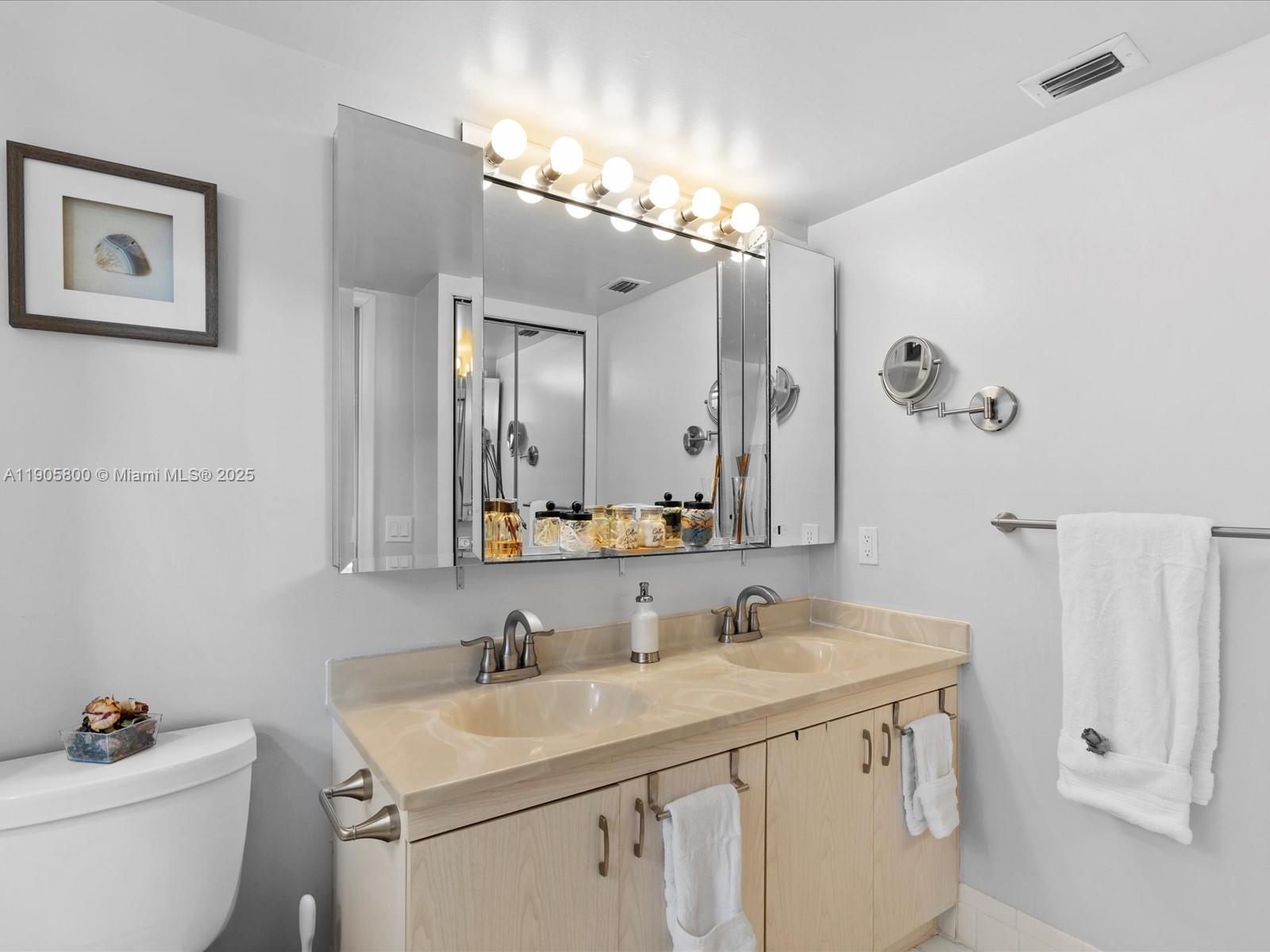 GRANADA VILLAGE C CONDO - Residential