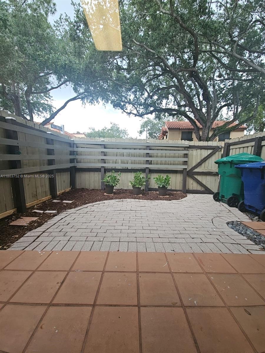 DADELAND COVE SEC 2 - Residential