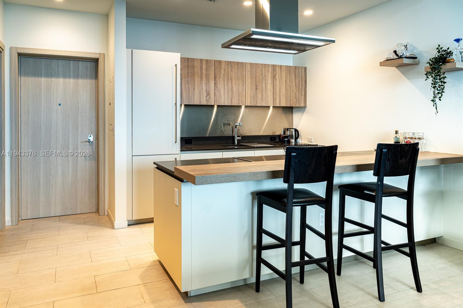 BRICKELL FLATIRON CONDO - Residential Lease