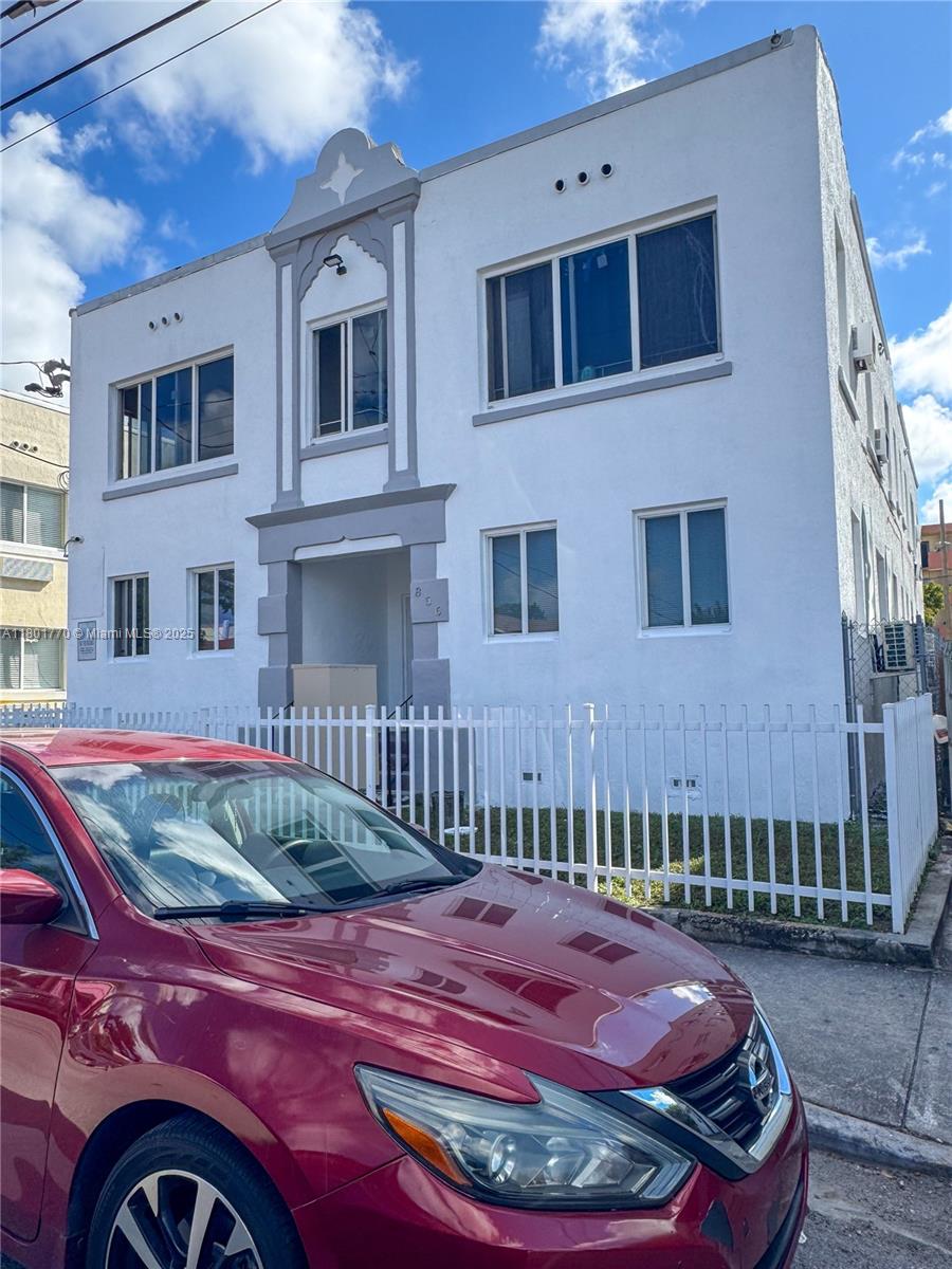 Rental Property at 856 Sw 6th St 102, Miami, Broward County, Florida - Bedrooms: 1 
Bathrooms: 1  - $2,000 MO.