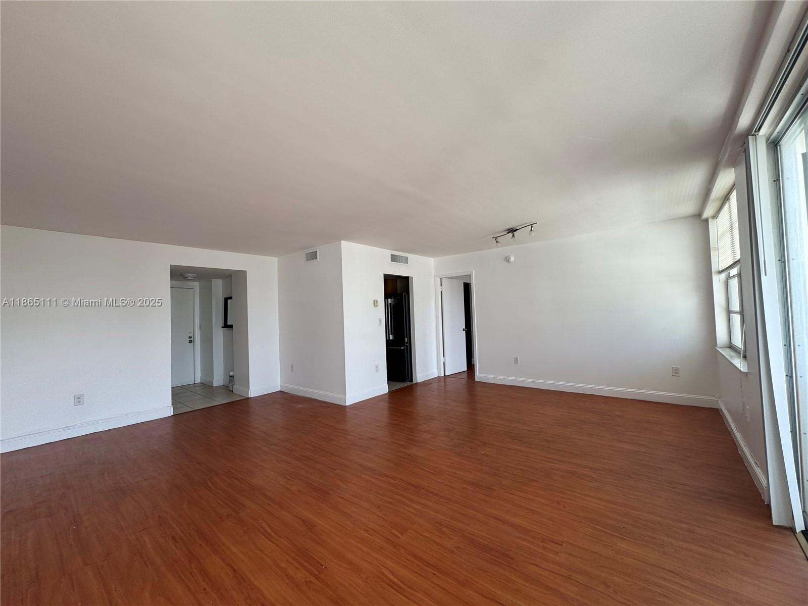 1080 94th St 407