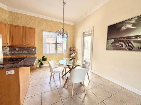 Tiny photo for 1141 Waterside Ln, Hollywood, FL 33019 (MLS # A12007706)