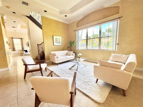 Tiny photo for 1141 Waterside Ln, Hollywood, FL 33019 (MLS # A12007706)