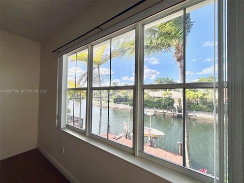 Tiny photo for 1141 Waterside Ln, Hollywood, FL 33019 (MLS # A12007706)
