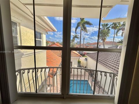 Tiny photo for 1141 Waterside Ln, Hollywood, FL 33019 (MLS # A12007706)