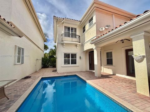 Tiny photo for 1141 Waterside Ln, Hollywood, FL 33019 (MLS # A12007706)