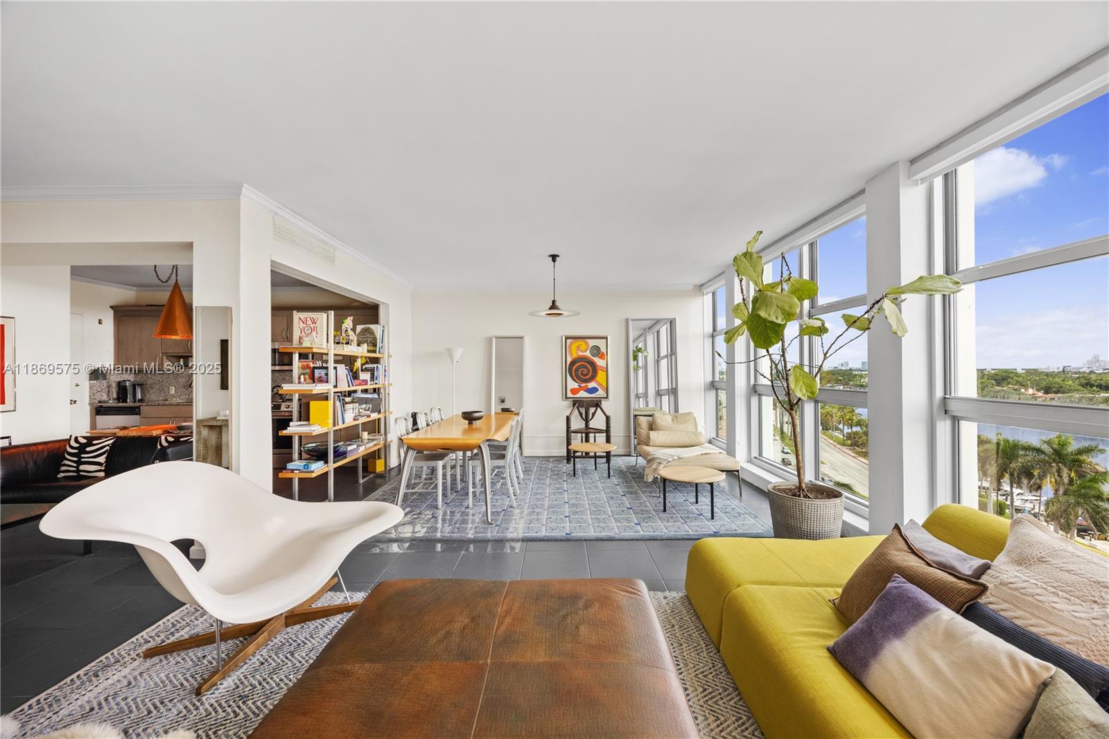 5055 Collins Ave 9K