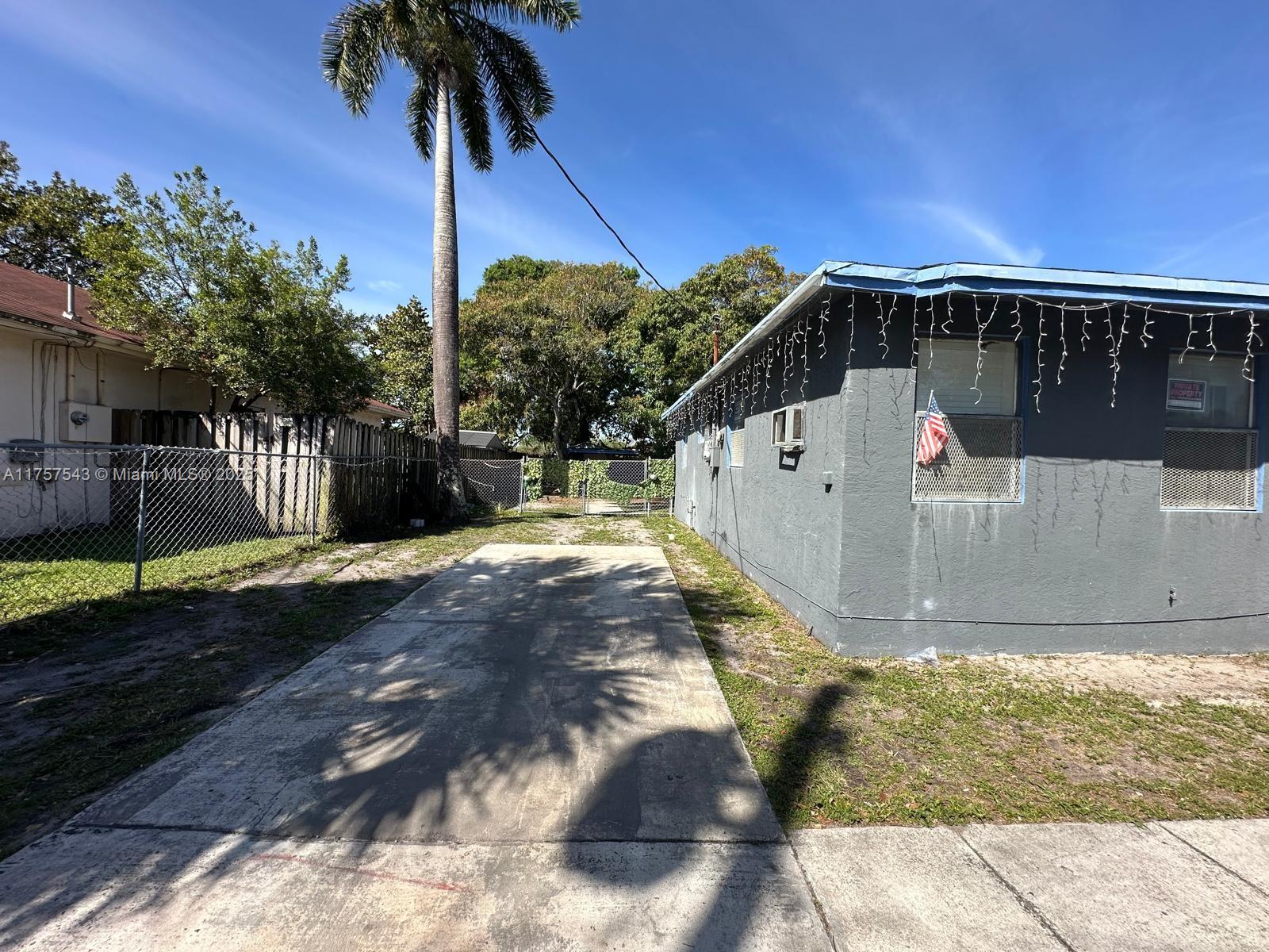 NORTH LAUDERDALE - Residential Lease