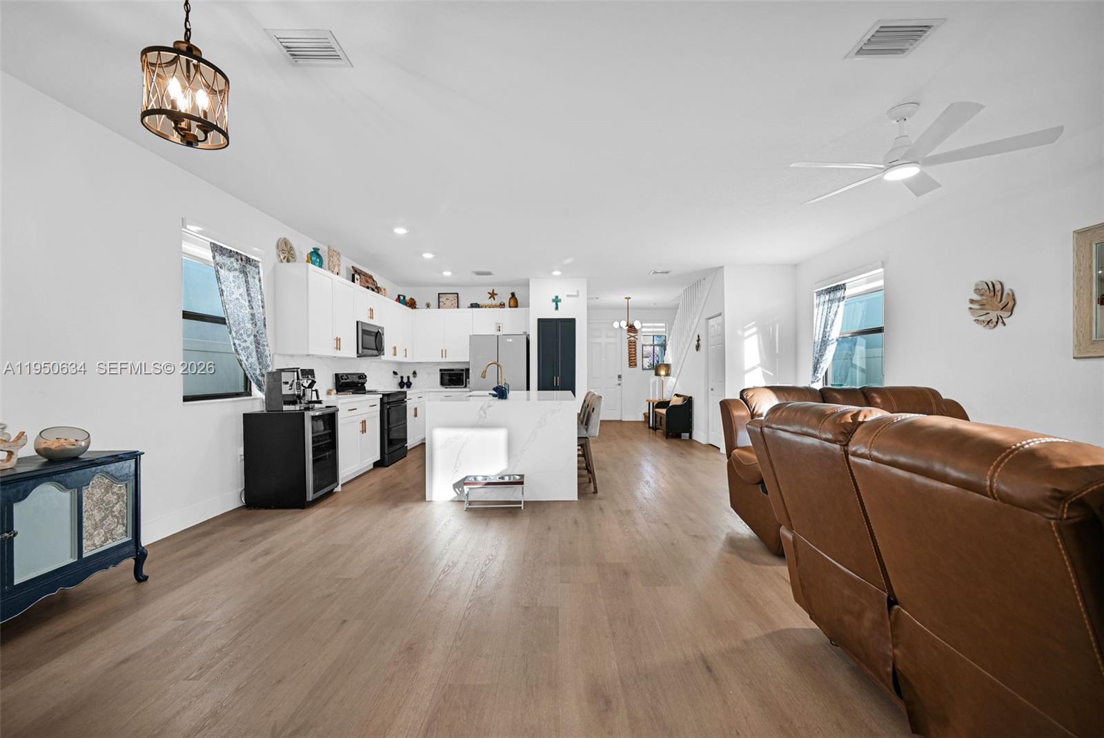 AQUABELLA NORTH - Residential