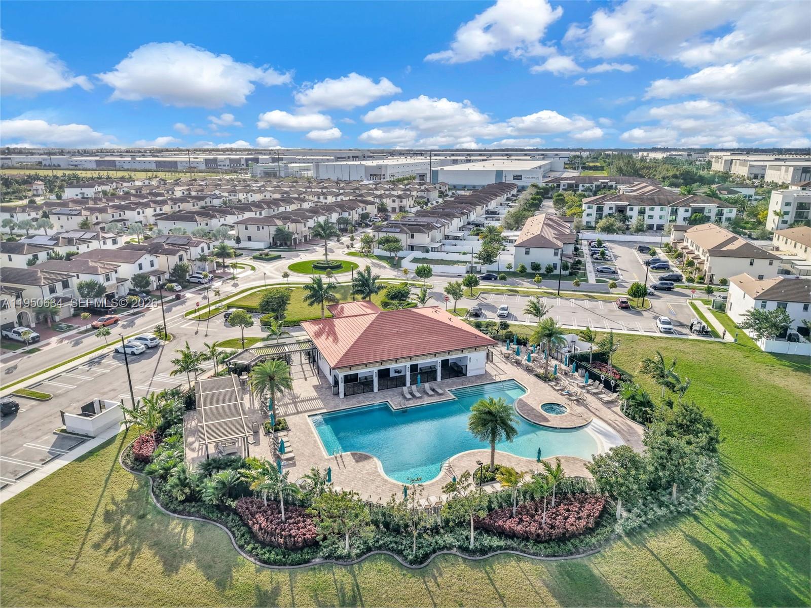 AQUABELLA NORTH - Residential