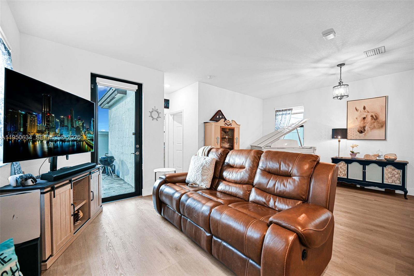 AQUABELLA NORTH - Residential