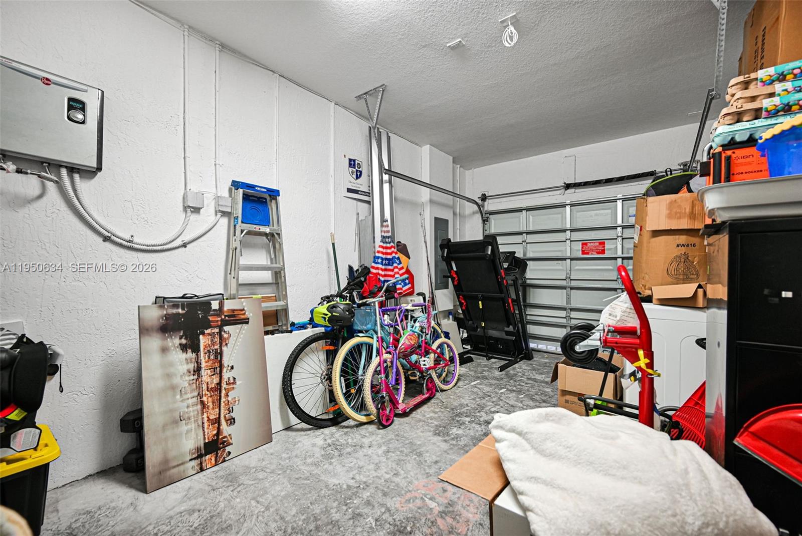 AQUABELLA NORTH - Residential