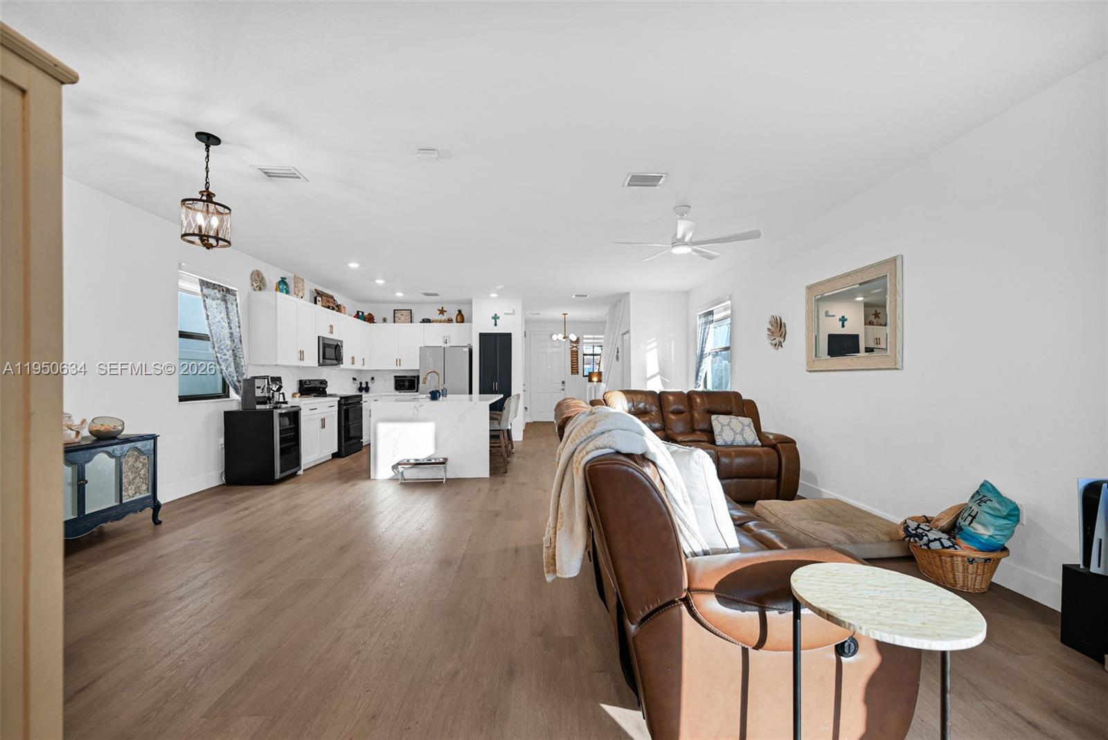 AQUABELLA NORTH - Residential