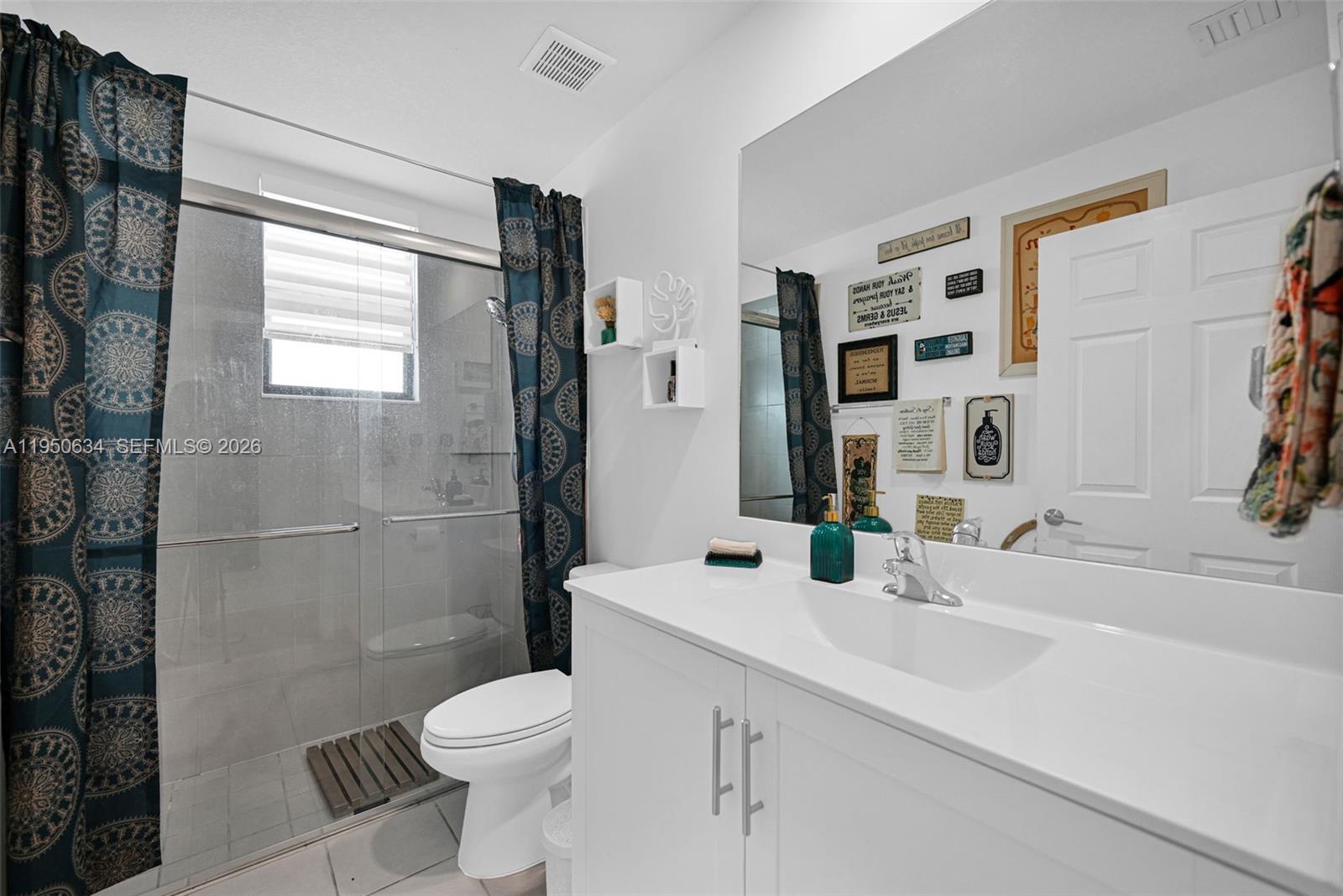 AQUABELLA NORTH - Residential