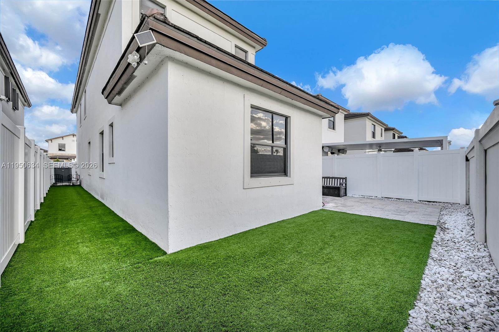 AQUABELLA NORTH - Residential