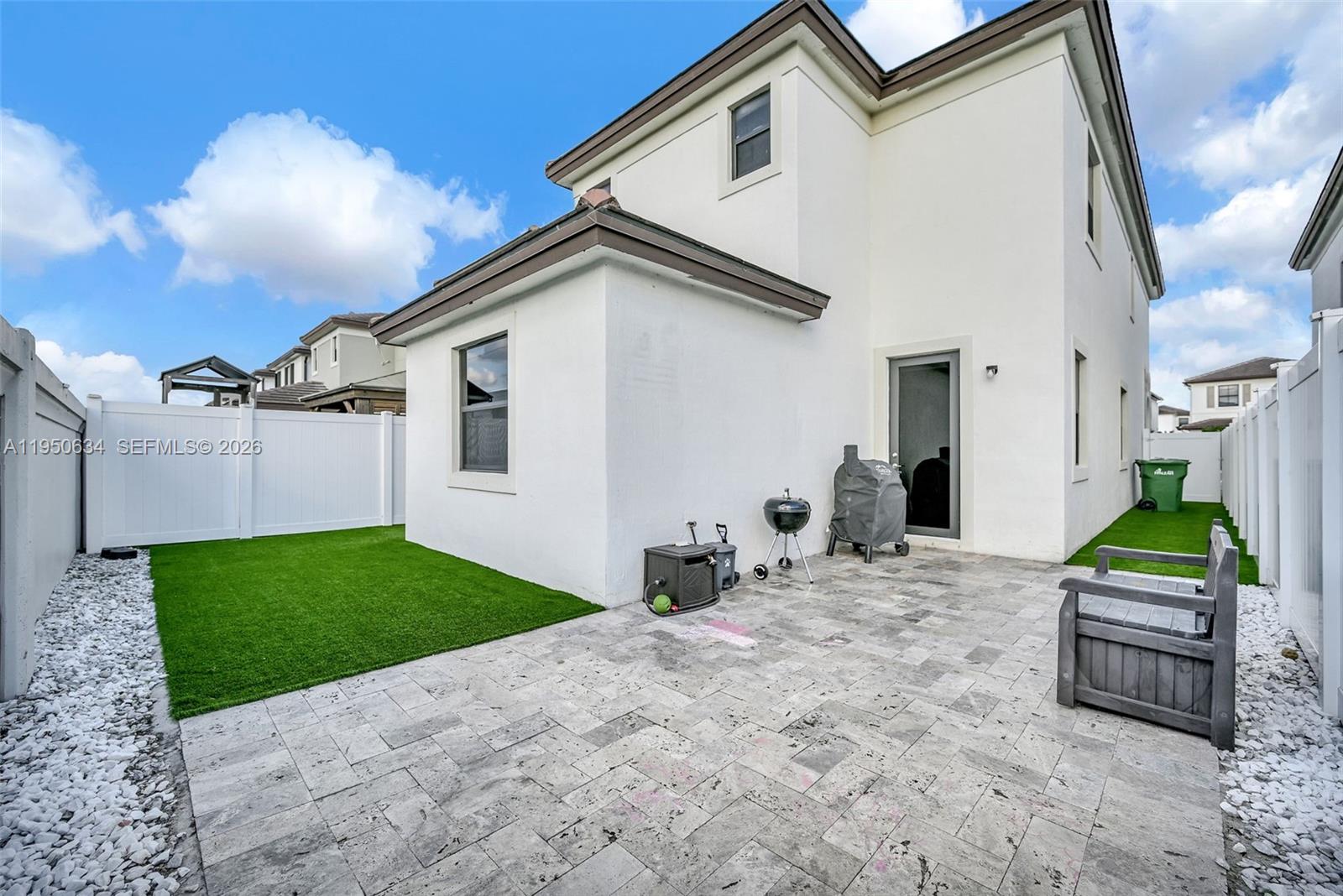 AQUABELLA NORTH - Residential