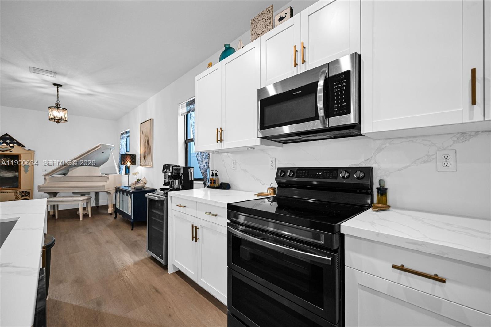 AQUABELLA NORTH - Residential