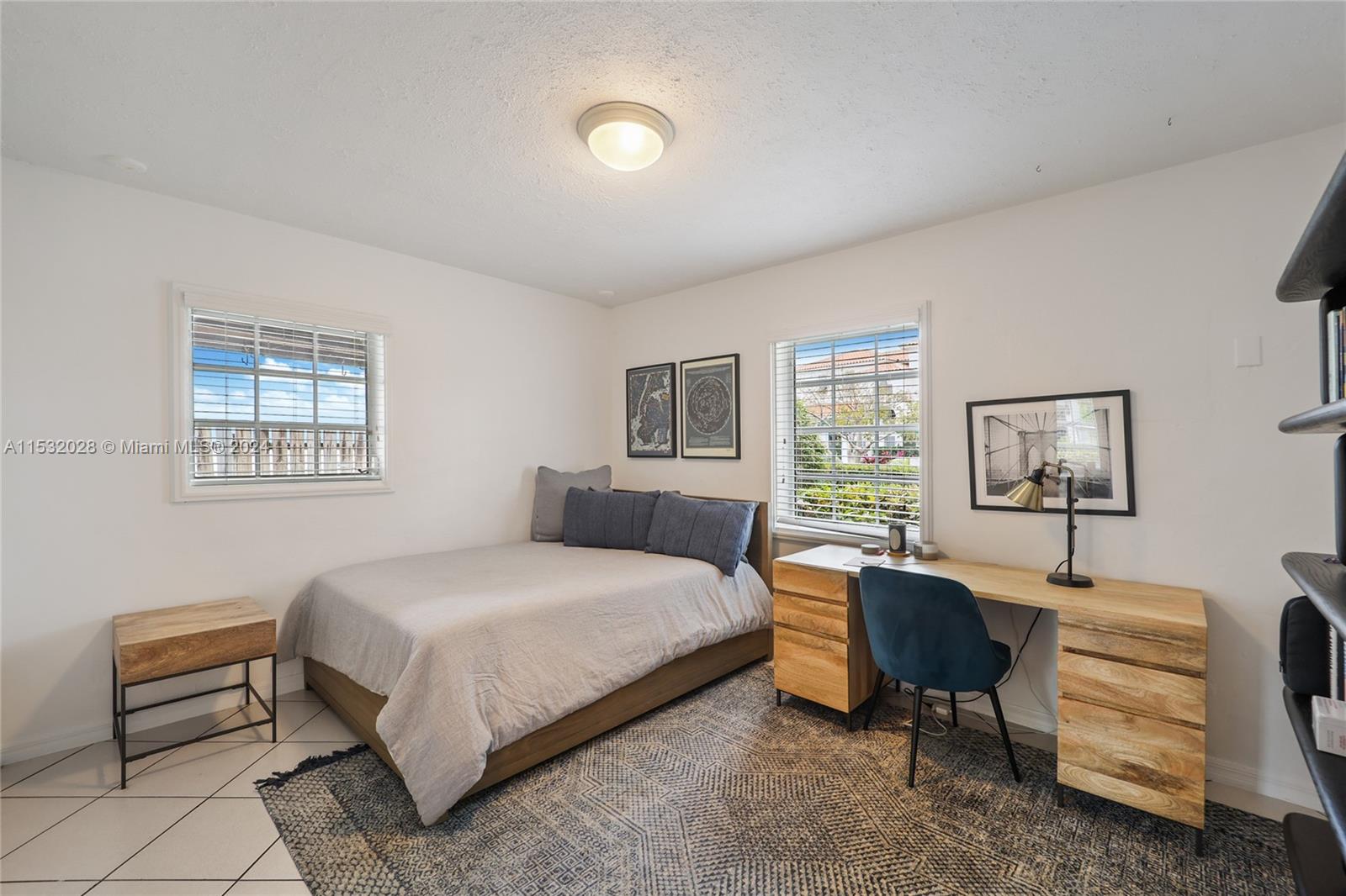 TROPICAL ISLE HOMES SUB 4 - Residential