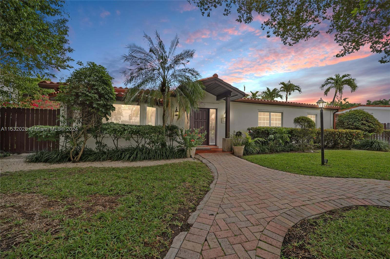 TROPICAL ISLE HOMES SUB 4 - Residential