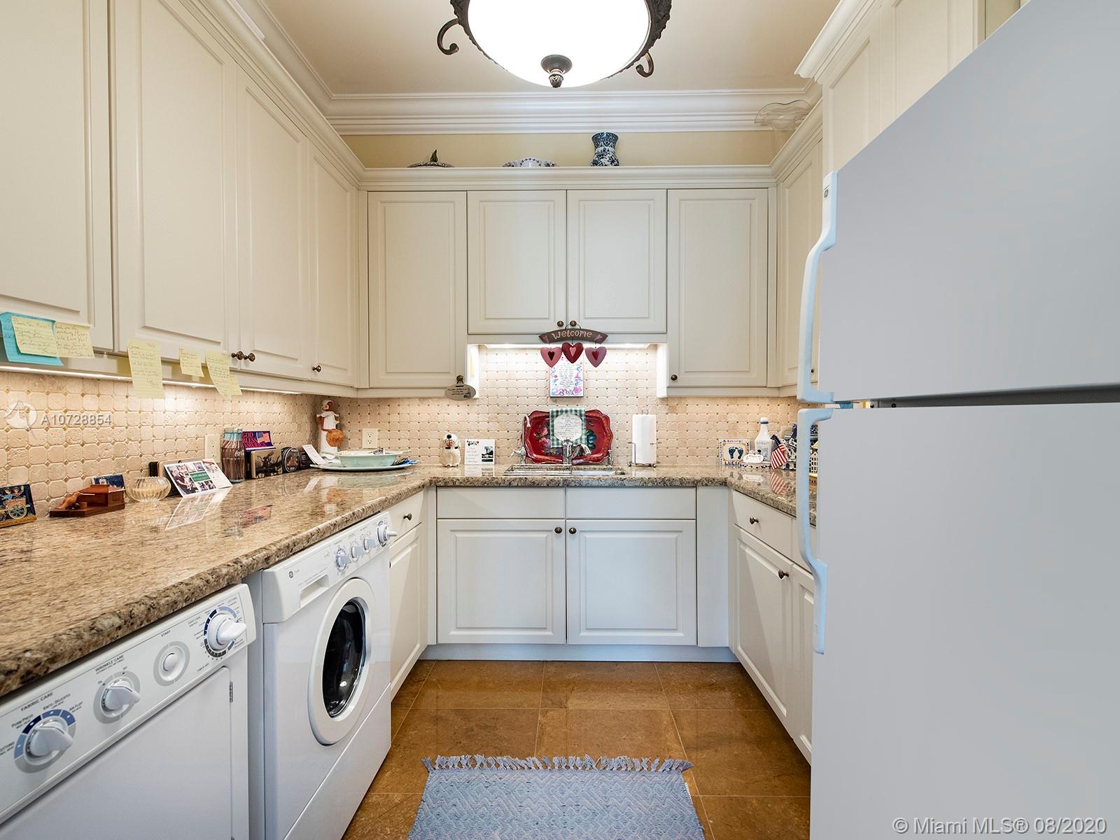 HELMS COUNTRY ESTATES ADD - Residential