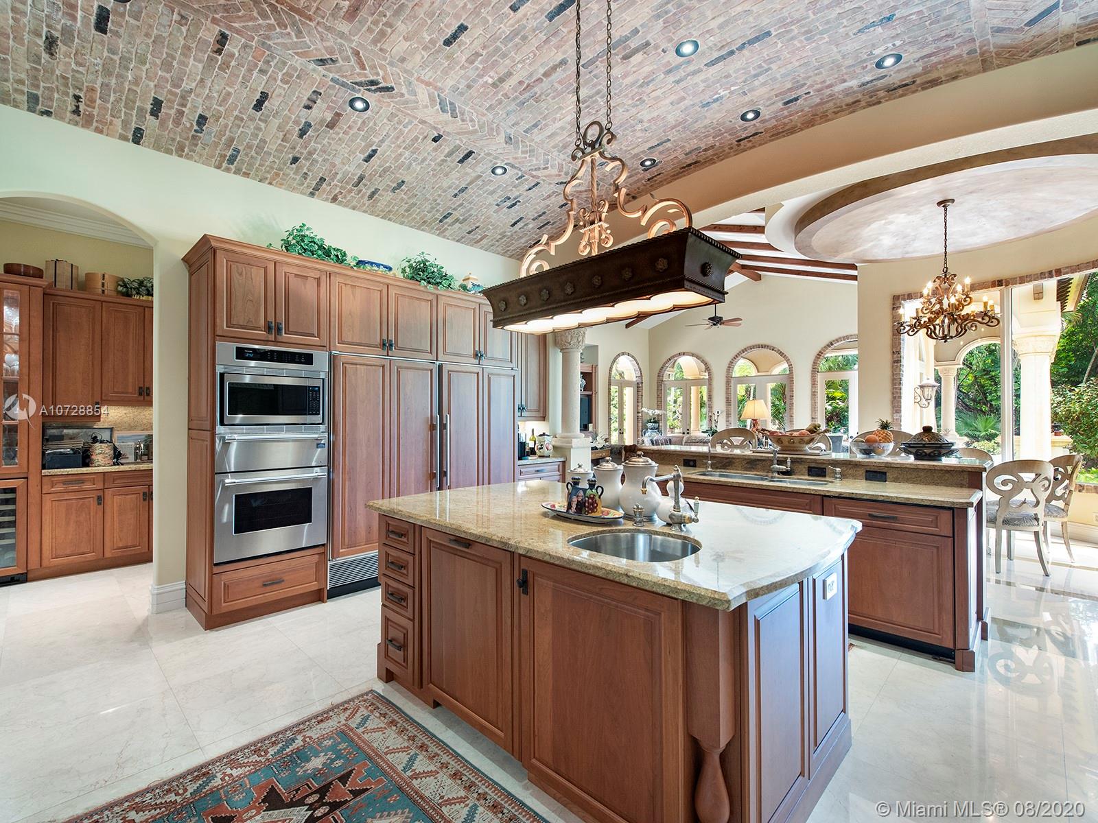 HELMS COUNTRY ESTATES ADD - Residential