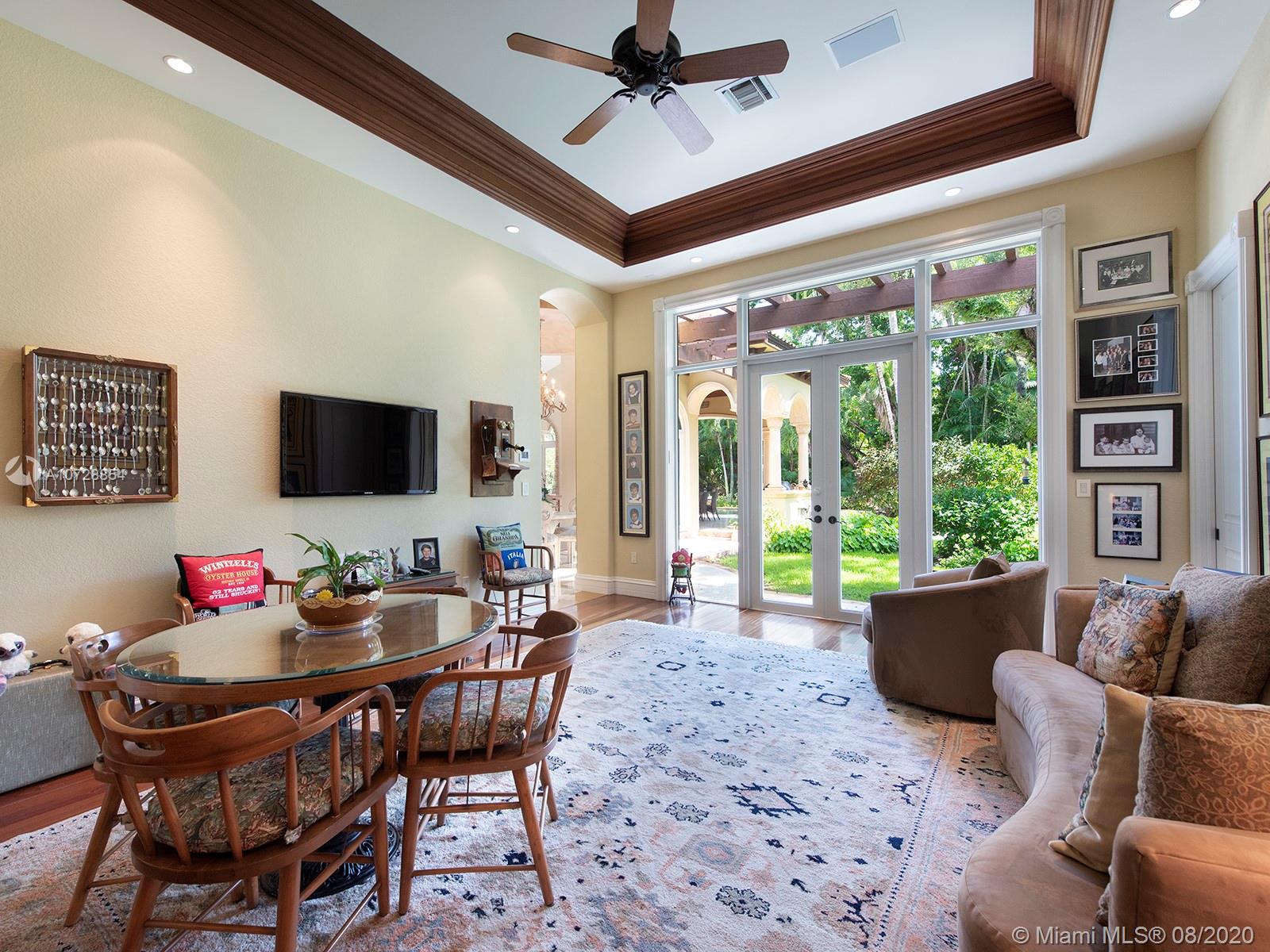 HELMS COUNTRY ESTATES ADD - Residential