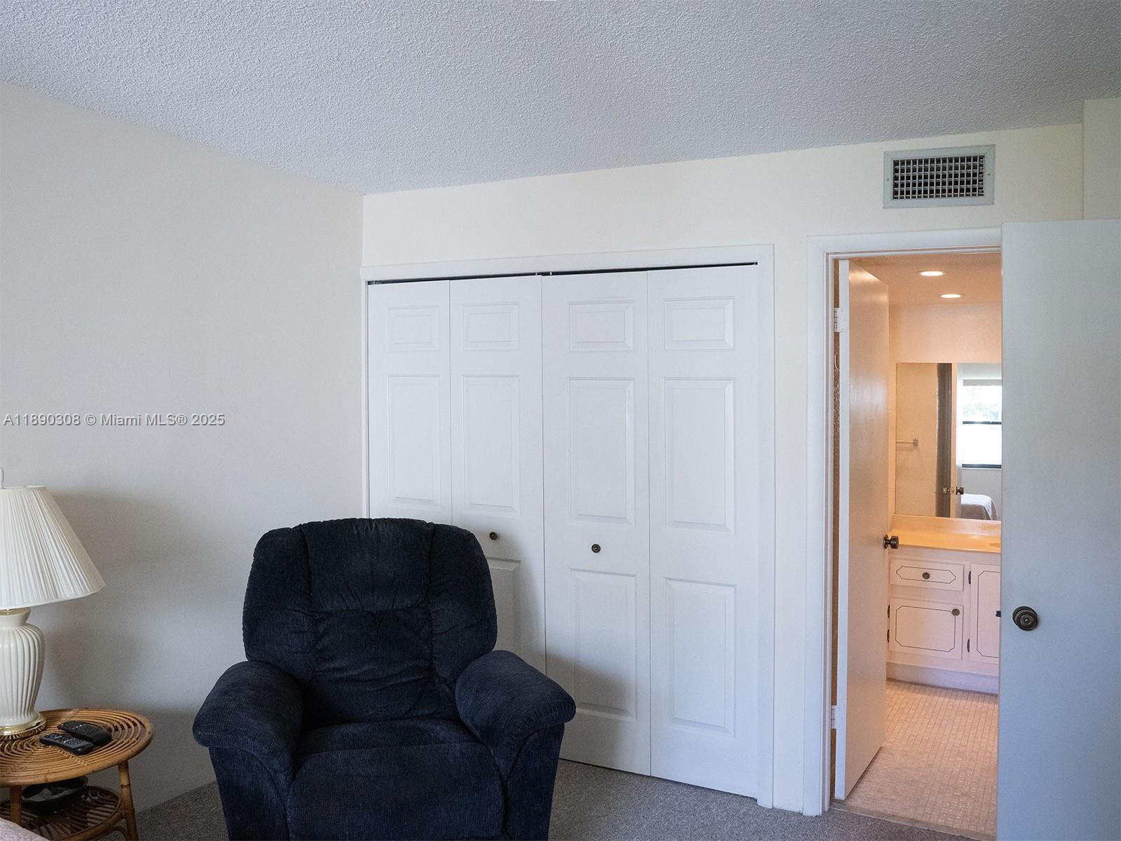 BUILDING FOUR OF RACQUET - Residential