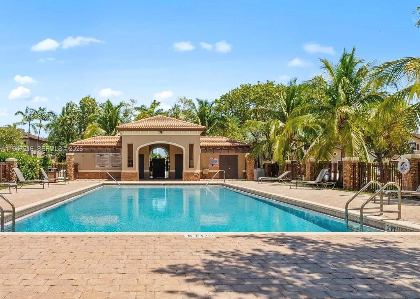 LAKES BY THE BAY JAY - Residential