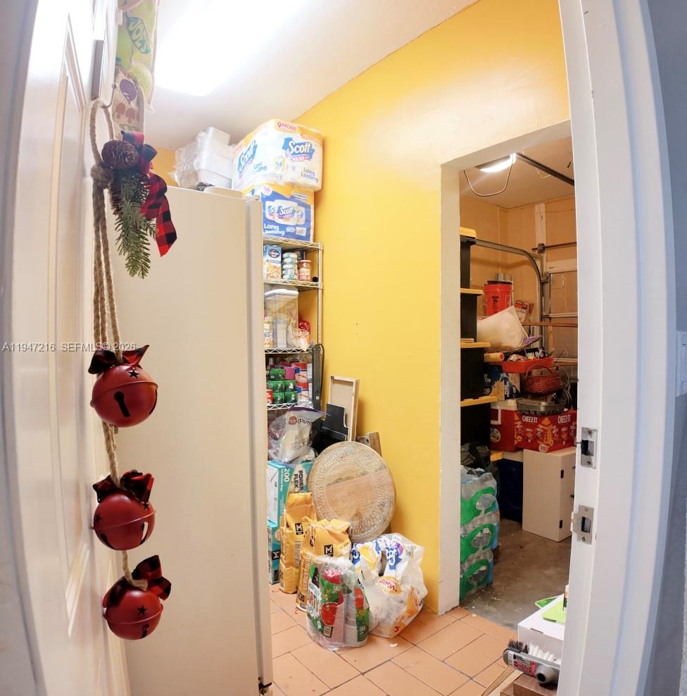 LAKES BY THE BAY JAY - Residential