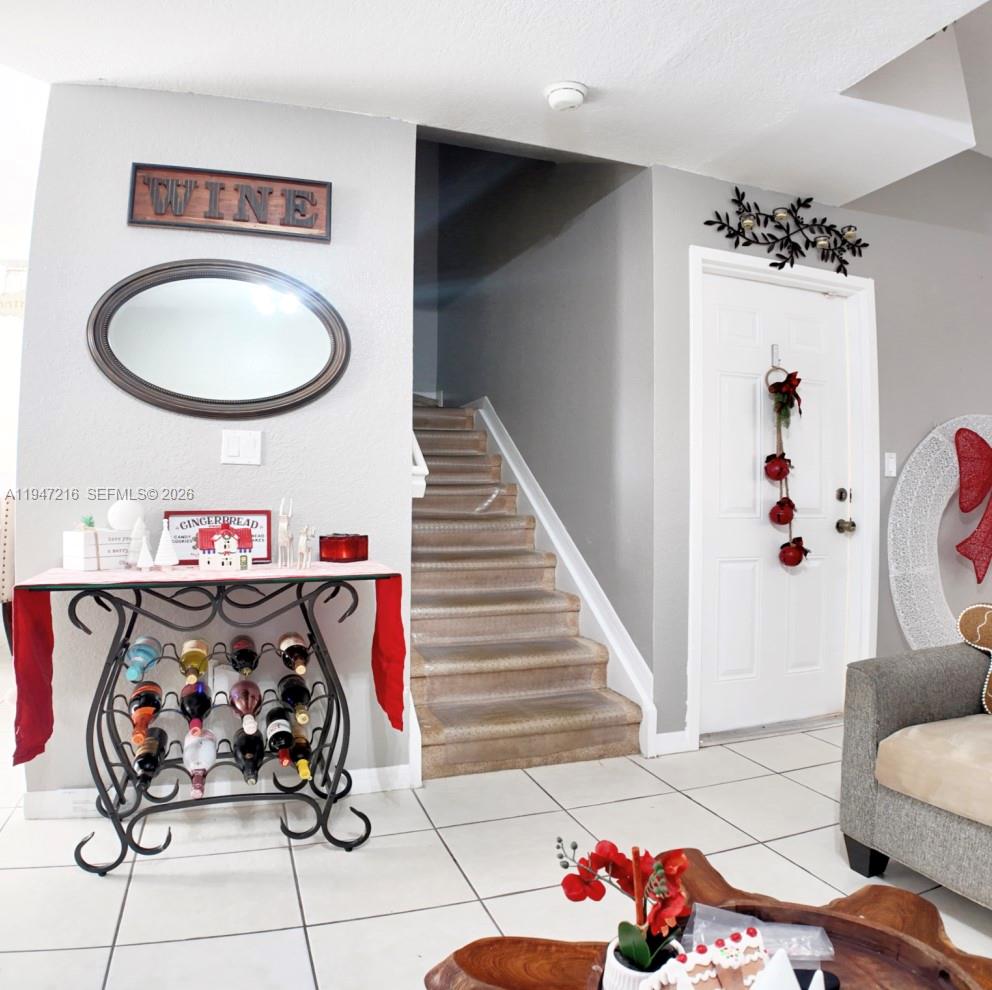 LAKES BY THE BAY JAY - Residential