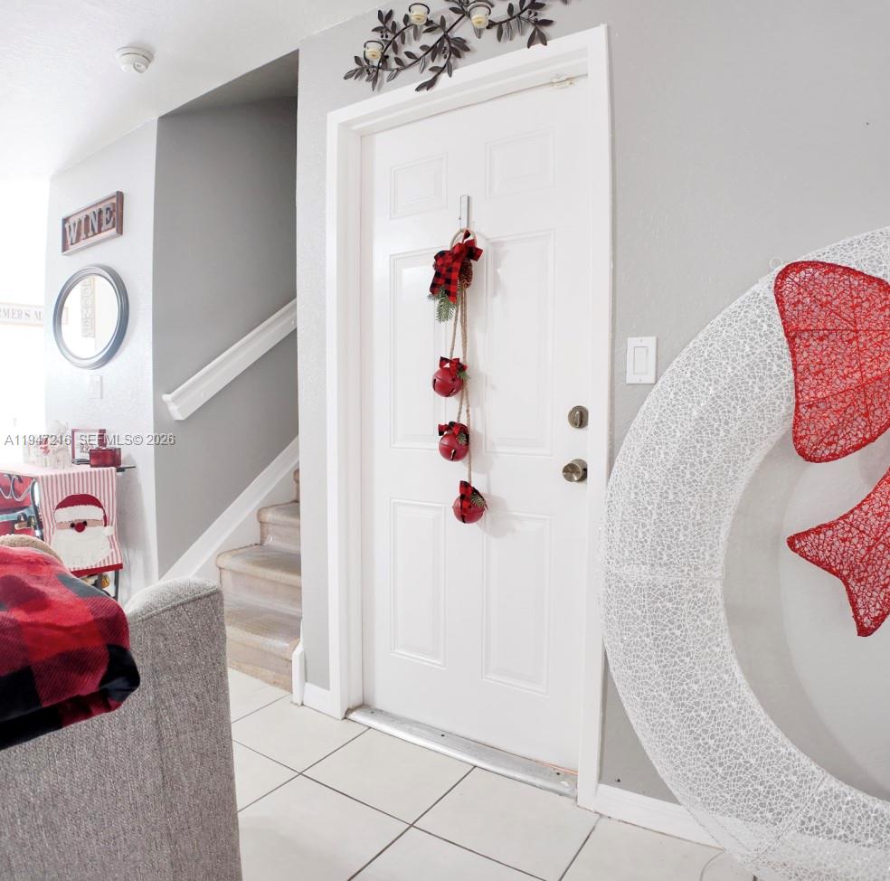 LAKES BY THE BAY JAY - Residential