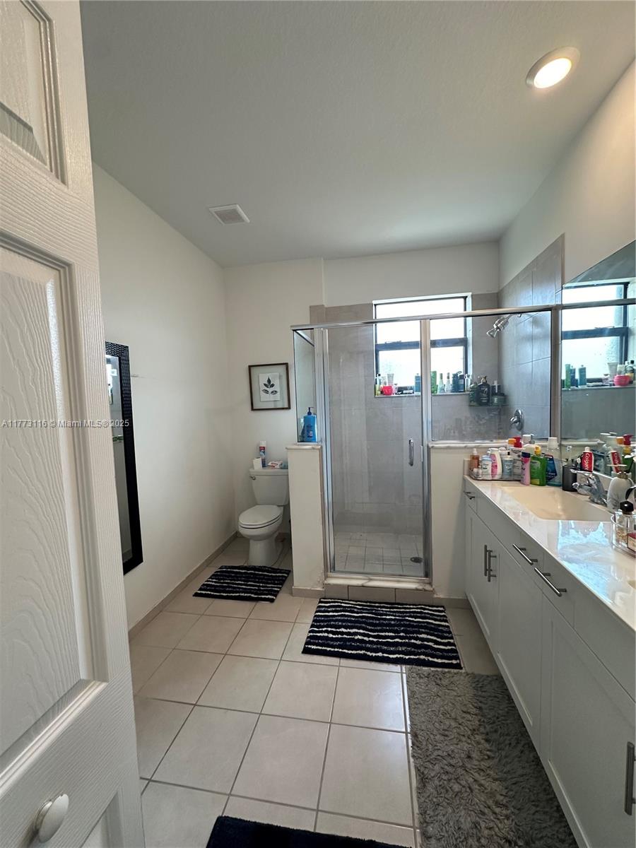 TROTTERS CHASE - Residential