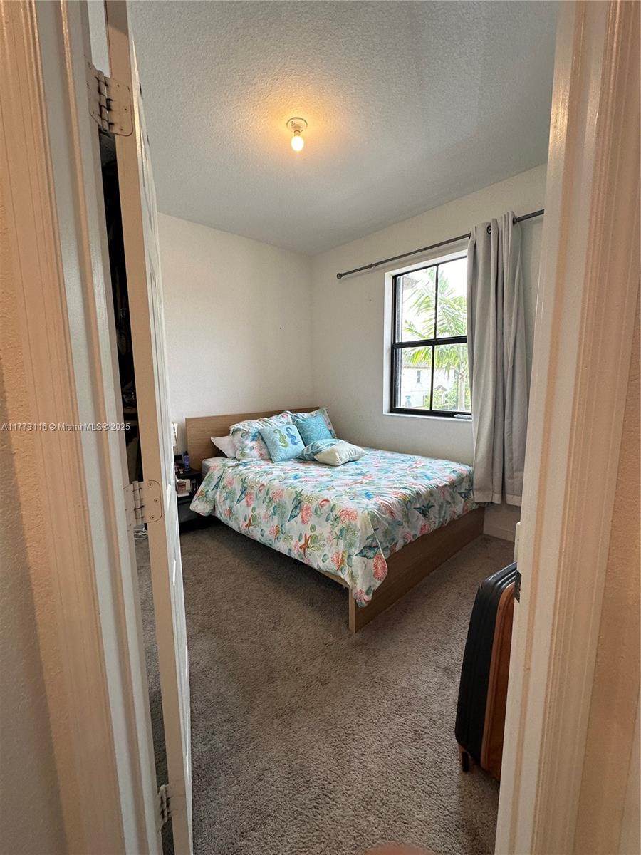 TROTTERS CHASE - Residential